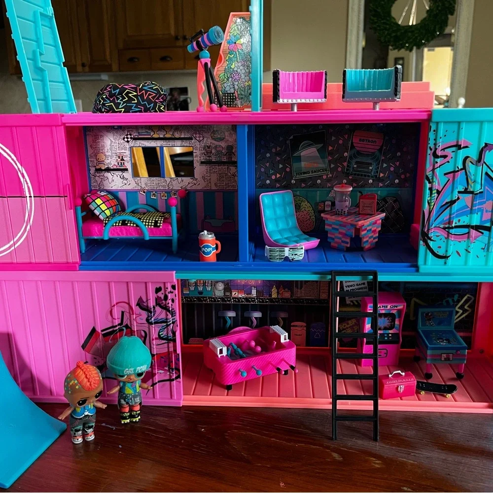 LOL Surprise Clubhouse Doll Play House